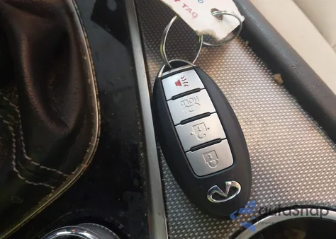 2017 Infiniti Q50 2.0T Premium z USA, uszkodzony, nr VIN JN1CV7AR8HM680418